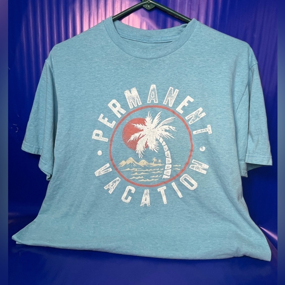 Men’s Size Large Sonoma Permanent Vacation Tee Gently Used Condition Fast Ship